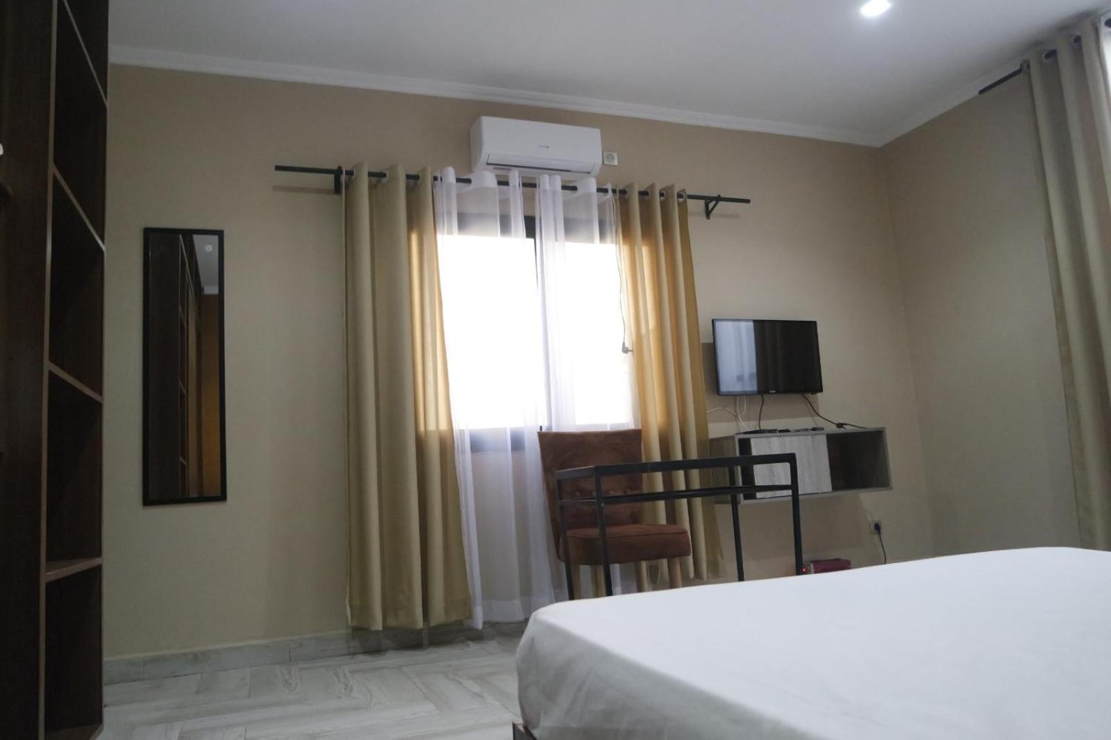 Guest House Nohfy Antananarivo Exterior foto
